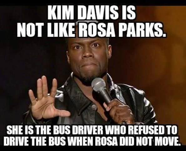 Photo meme humorously contrasting the differences between Rosa Parks and Kim Davis.å